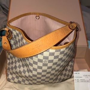 COPY - Louis vutton delightful